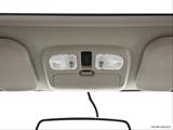  Courtesy lamps/ceiling controls photo